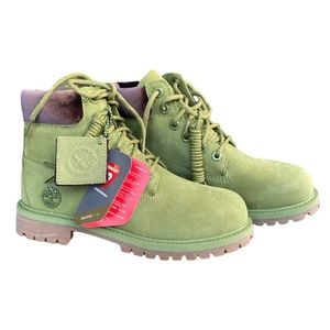 Youth 4.5 New timberlands suede/velvet brown on top